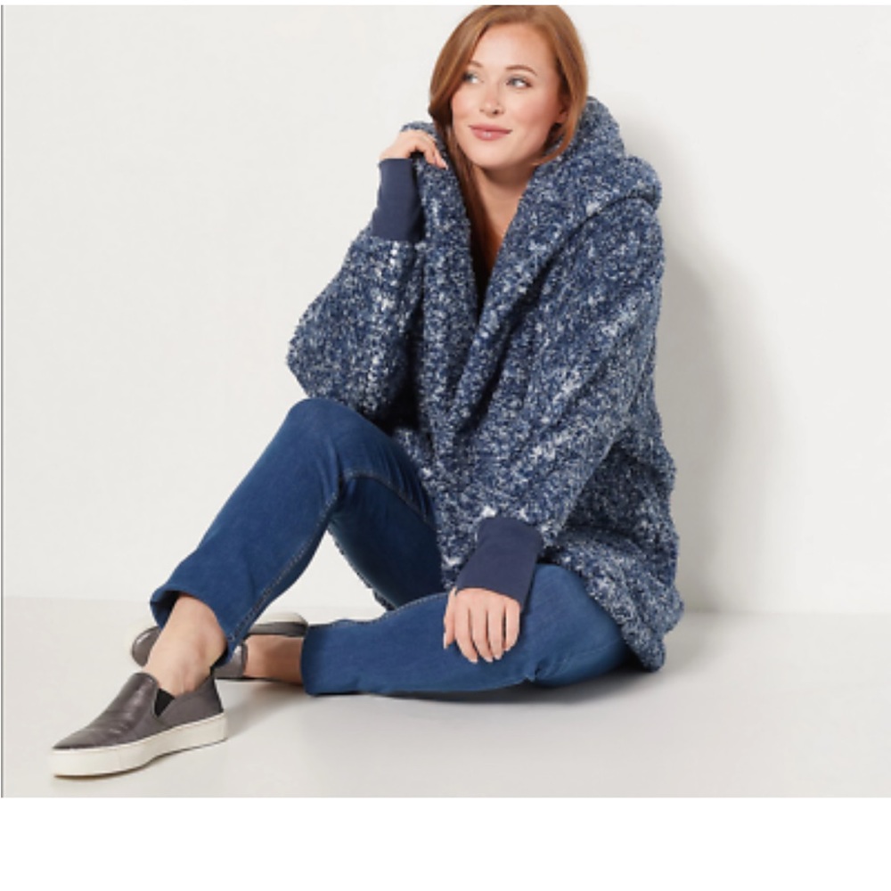 G.I.L.I. The Lounger Petite Oversized Sherpa Hoodie Navy Heather XXS/XXXS